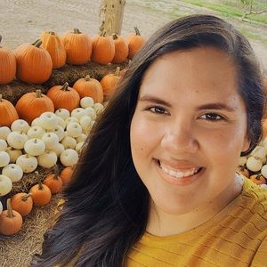 Meet your Posher, Ileana